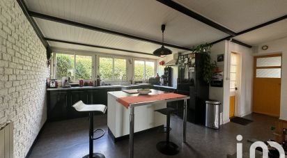 Longère 6 pièces de 140 m² à Saint-Michel-Chef-Chef (44730)