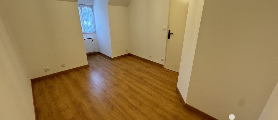 Maison 6 pièces de 124 m² à Saint-Mesmes (77410)