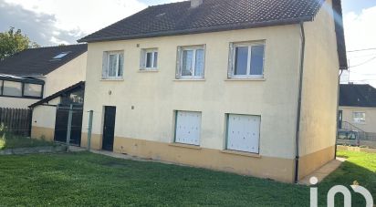 Pavillon 6 pièces de 90 m² à Saint-Mars-la-Brière (72470)