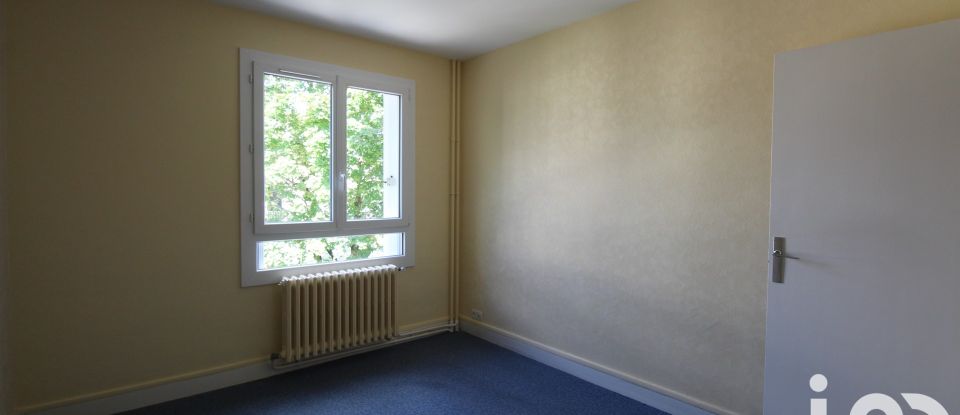 Apartment 5 rooms of 78 m² in Le Mans (72000)