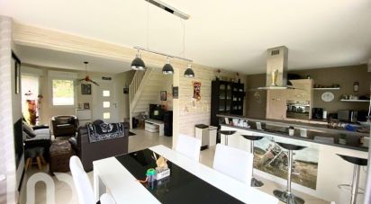 Maison 6 pièces de 103 m² à Ouézy (14270)