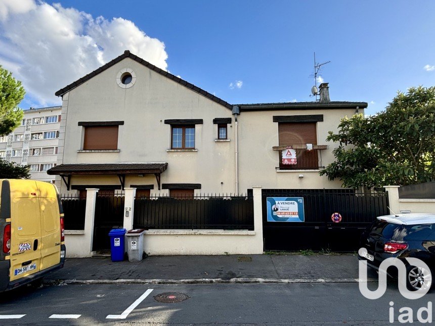 Maison 6 pièces de 165 m² à Montreuil (93100)