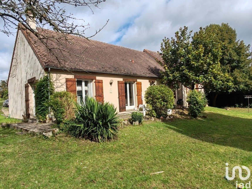 Maison 7 pièces de 135 m² à Saulcet (03500)