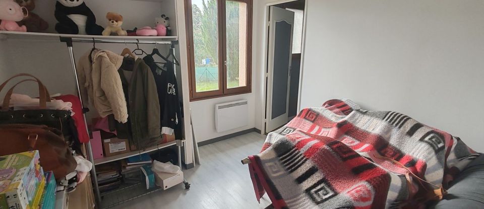 Maison 7 pièces de 135 m² à Saulcet (03500)