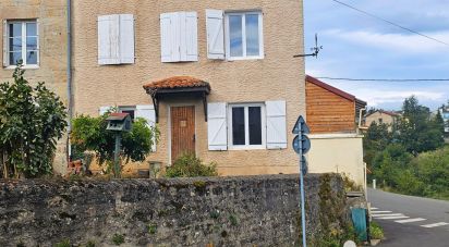 Town house 4 rooms of 70 m² in Saint-Genest-Lerpt (42530)