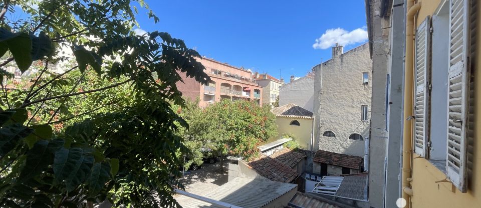 Apartment 4 rooms of 55 m² in Toulon (83100)