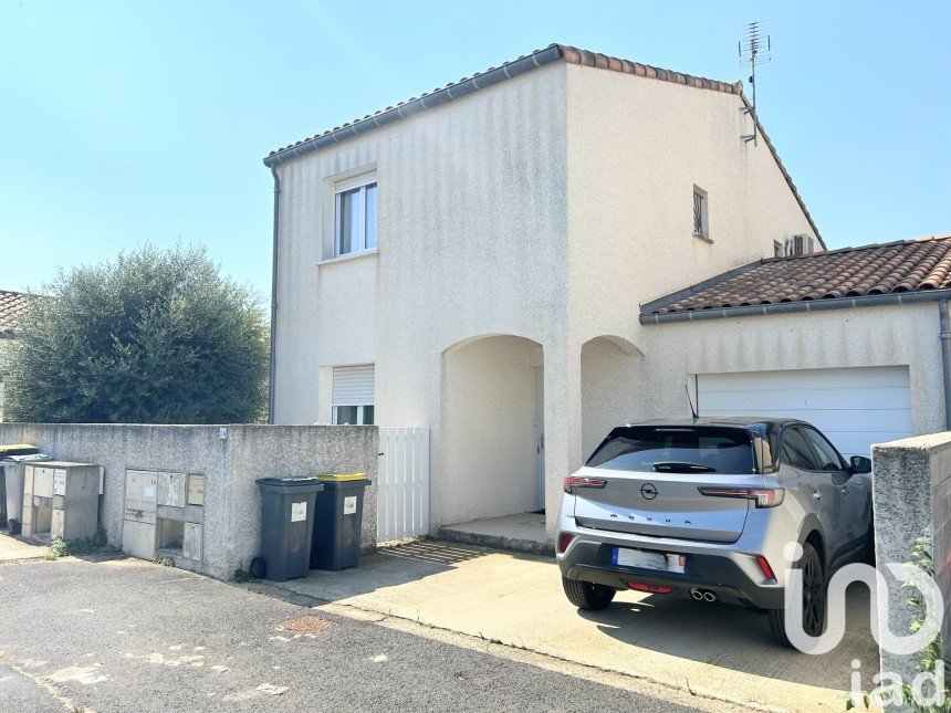 House 4 rooms of 104 m² in Murviel-lès-Béziers (34490)