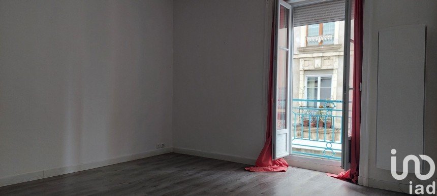 Apartment 2 rooms of 42 m² in Nantes (44000)