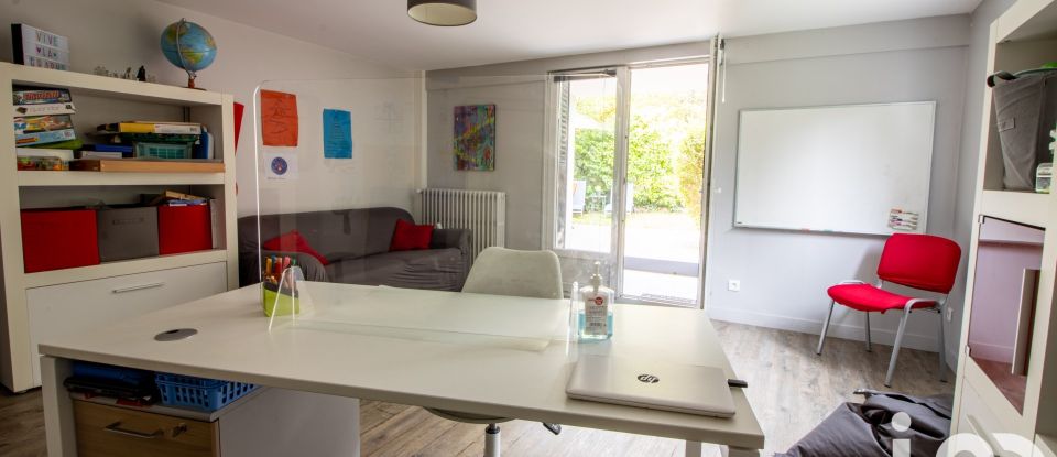 Maison 7 pièces de 183 m² à Rueil-Malmaison (92500)