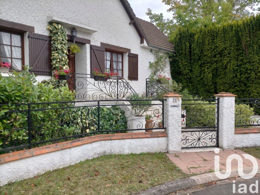 Maison traditionnelle 6 pièces de 138 m² à Sully-sur-Loire (45600)