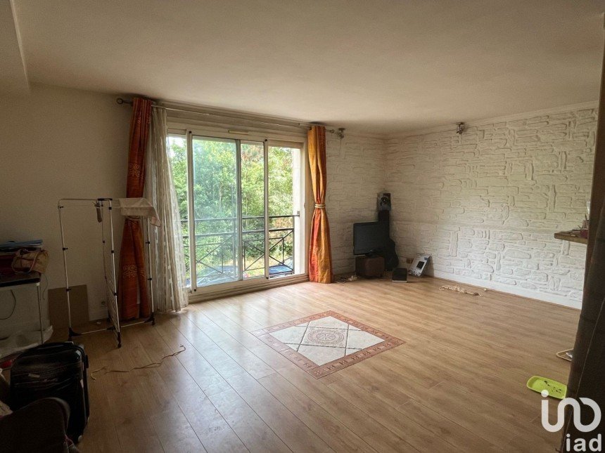 Apartment 3 rooms of 70 m² in Antony (92160)