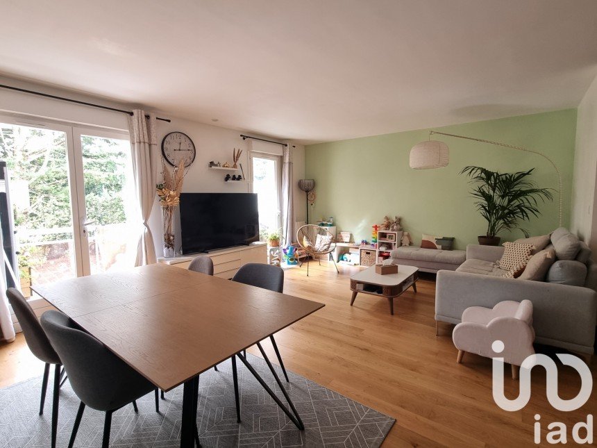 Appartement 3 pièces de 76 m² à Ozoir-la-Ferrière (77330)