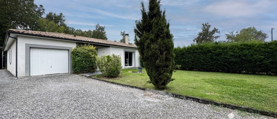 Maison 5 pièces de 115 m² à Cavignac (33620)