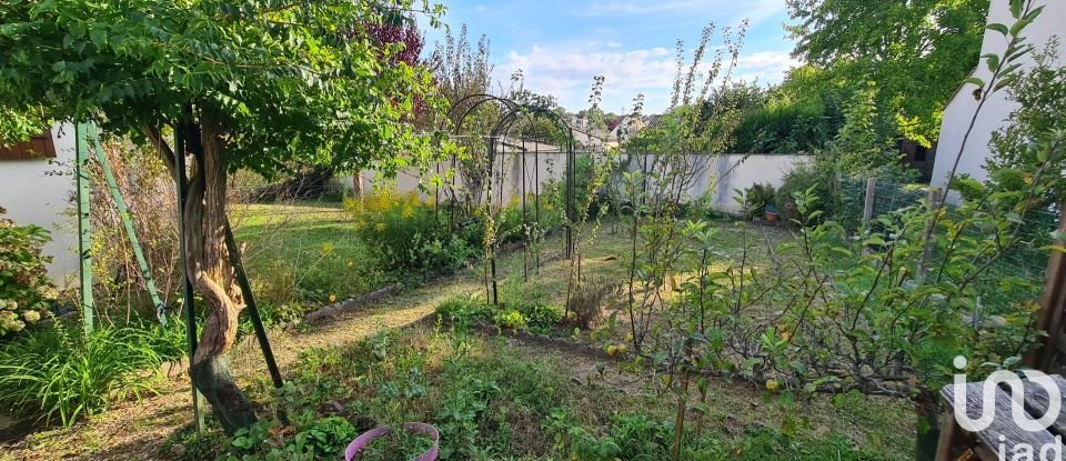 House 5 rooms of 92 m² in Moret Loing et Orvanne (77250)