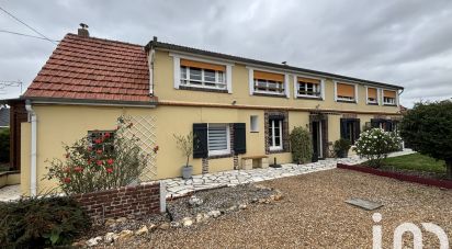 Longere 4 rooms of 165 m² in Fontaine-la-Guyon (28190)