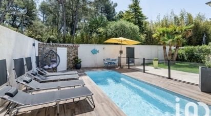 House 5 rooms of 208 m² in Aubagne (13400)