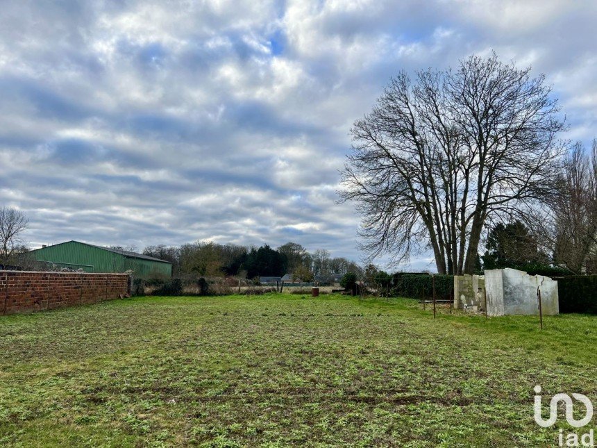 Land of 919 m² in Gisors (27140)