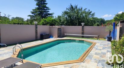 Traditional house 4 rooms of 108 m² in Hyères (83400)