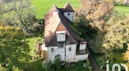 Château 9 pièces de 374 m² à Momas (64230)