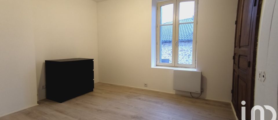 Maison de village 4 pièces de 81 m² à Moissannes (87400)