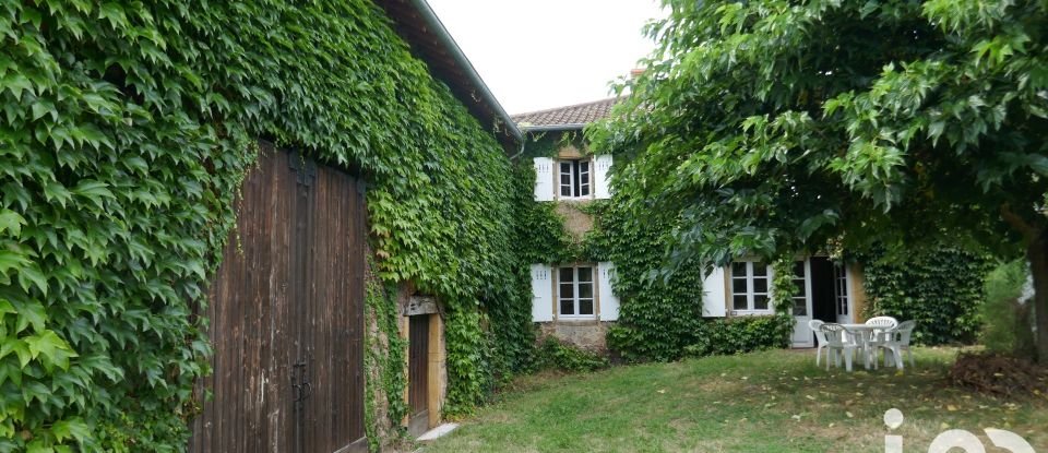 Country house 5 rooms of 134 m² in Coublanc (71170)