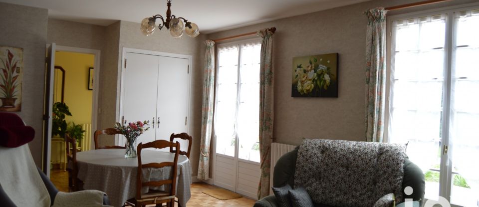 House 5 rooms of 119 m² in Laurenan (22230)