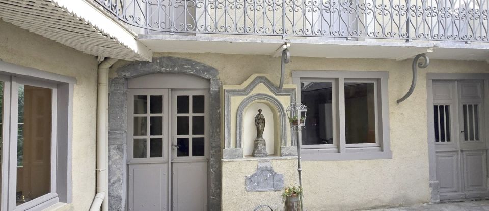 House 12 rooms of 283 m² in Luz-Saint-Sauveur (65120)