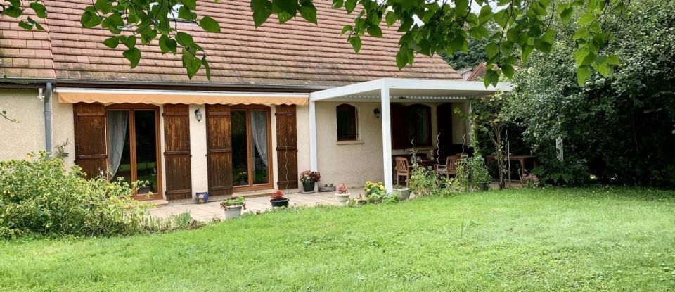 House 4 rooms of 128 m² in Saint-Martin-du-Tertre (89100)