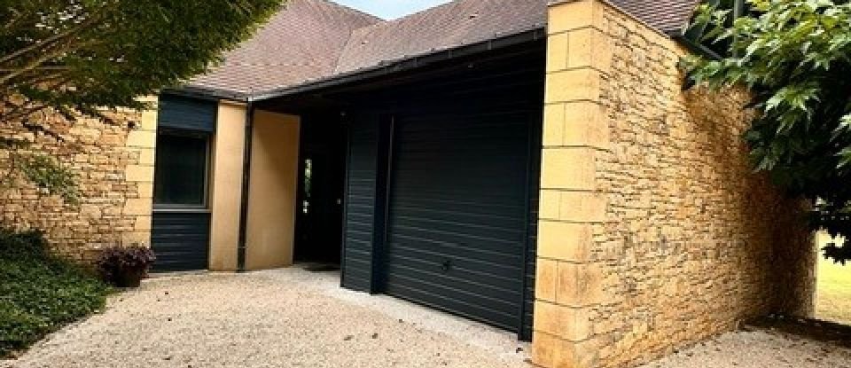 Maison d’architecte 4 pièces de 110 m² à Saint-Geniès (24590)