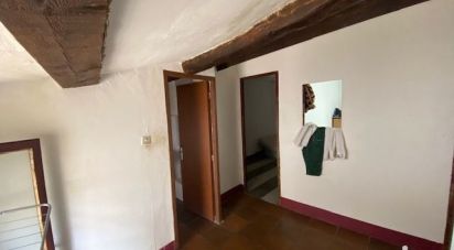 House 8 rooms of 147 m² in Trets (13530)