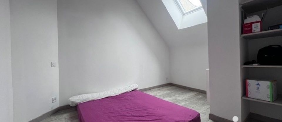 Immeuble de 182 m² à Thouars (79100)