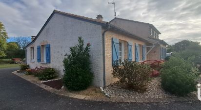 House 8 rooms of 177 m² in Mauléon (79700)