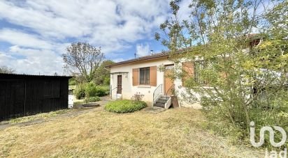 Traditional house 4 rooms of 84 m² in Tauriac (33710)