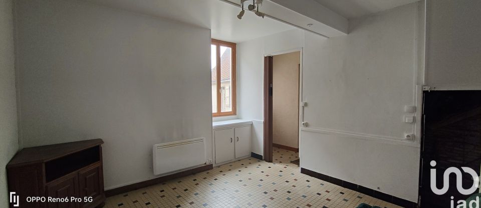 Maison de ville 3 pièces de 47 m² à Beaumont-sur-Sarthe (72170)