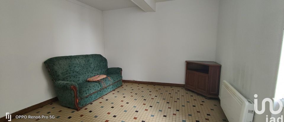 Town house 3 rooms of 47 m² in Beaumont-sur-Sarthe (72170)