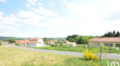 Land of 7,750 m² in Estivareilles (42380)