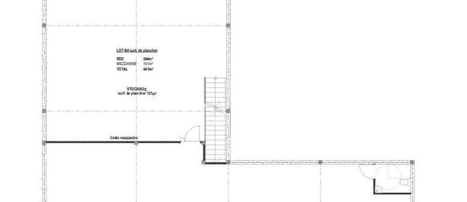 Commercial walls of 445 m² in Saint-André-de-Corcy (01390)