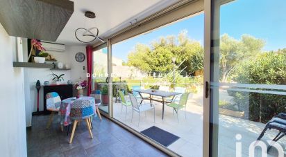 Appartement 2 pièces de 53 m² à Saint-Cyr-sur-Mer (83270)