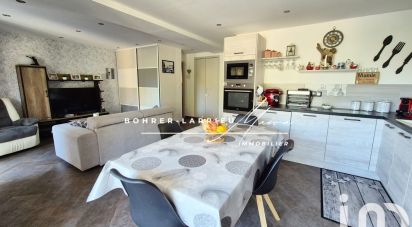 Appartement 2 pièces de 53 m² à Saint-Cyr-sur-Mer (83270)