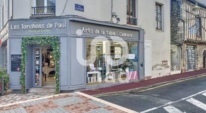 Retail property of 130 m² in Pithiviers (45300)