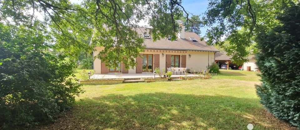 Maison traditionnelle 7 pièces de 175 m² à Bray-en-Val (45460)