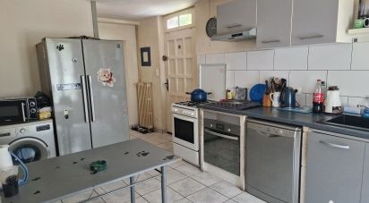 Maison 3 pièces de 75 m² à Laroche-Saint-Cydroine (89400)