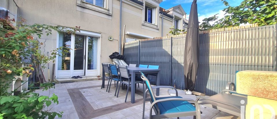 Triplex 5 rooms of 137 m² in Bussy-Saint-Georges (77600)