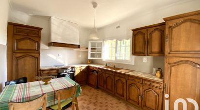 Traditional house 10 rooms of 170 m² in Nîmes (30000)