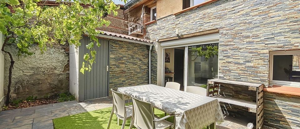 Maison de village 2 pièces de 86 m² à Villebrumier (82370)