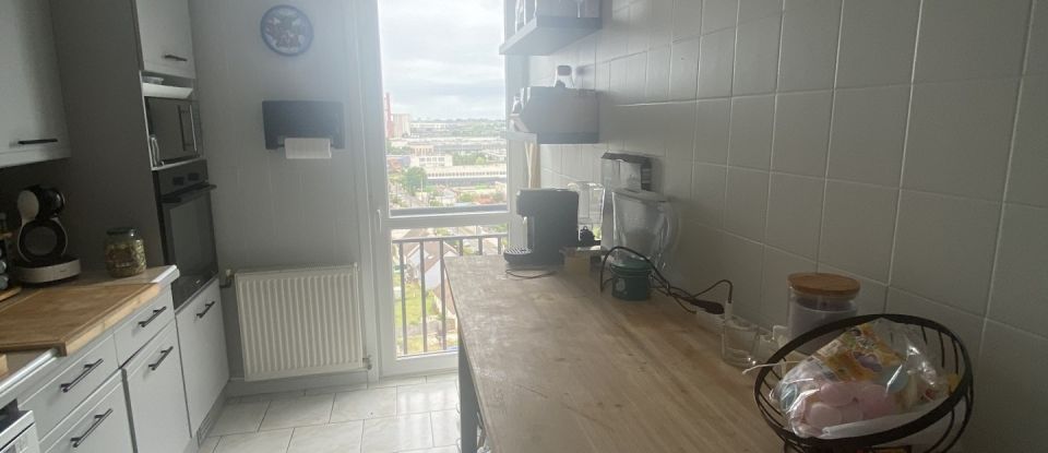 Apartment 3 rooms of 84 m² in Le Havre (76620)