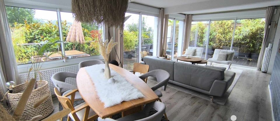 House 6 rooms of 157 m² in Sainte-Adresse (76310)