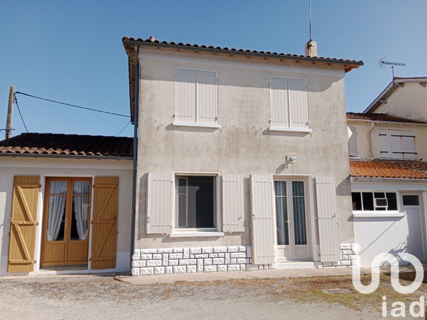 Maison 6 pièces de 109 m² à Prin-Deyrançon (79210)