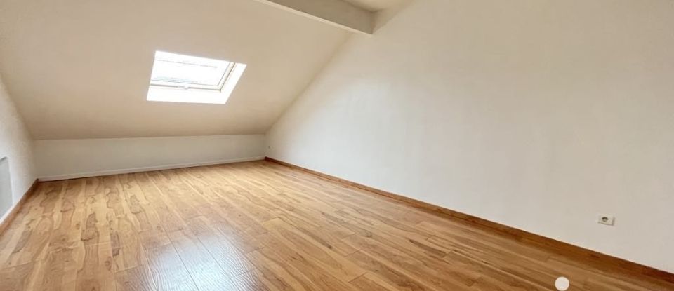 Maison 5 pièces de 110 m² à Auneuil (60390)