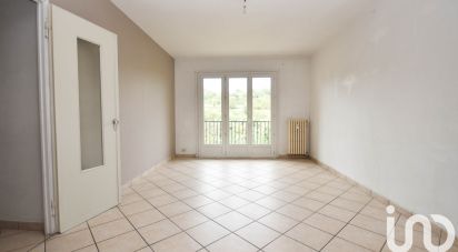 Apartment 3 rooms of 69 m² in Rodez (12000)